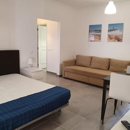 Varandas Do Mar 3- Remodelado, Wifi, 150Mt Praia Quarteira Dış mekan fotoğraf