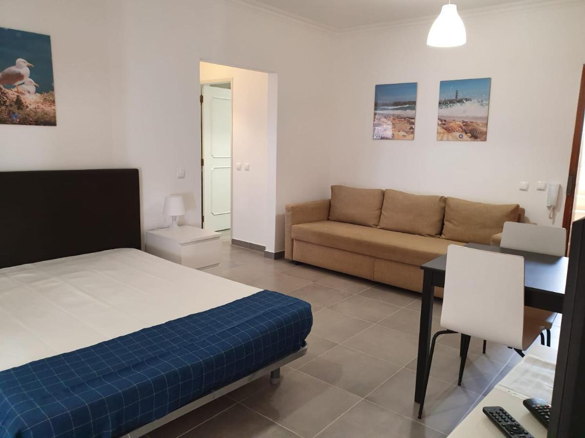 Varandas Do Mar 3- Remodelado, Wifi, 150Mt Praia Quarteira Dış mekan fotoğraf